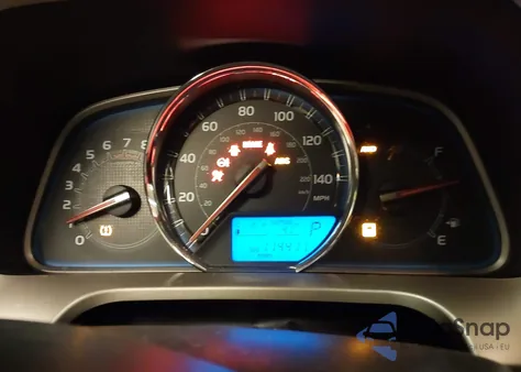 2013 Toyota Rav4 Limited z USA, uszkodzony, nr VIN 2T3DFREV3DW061966